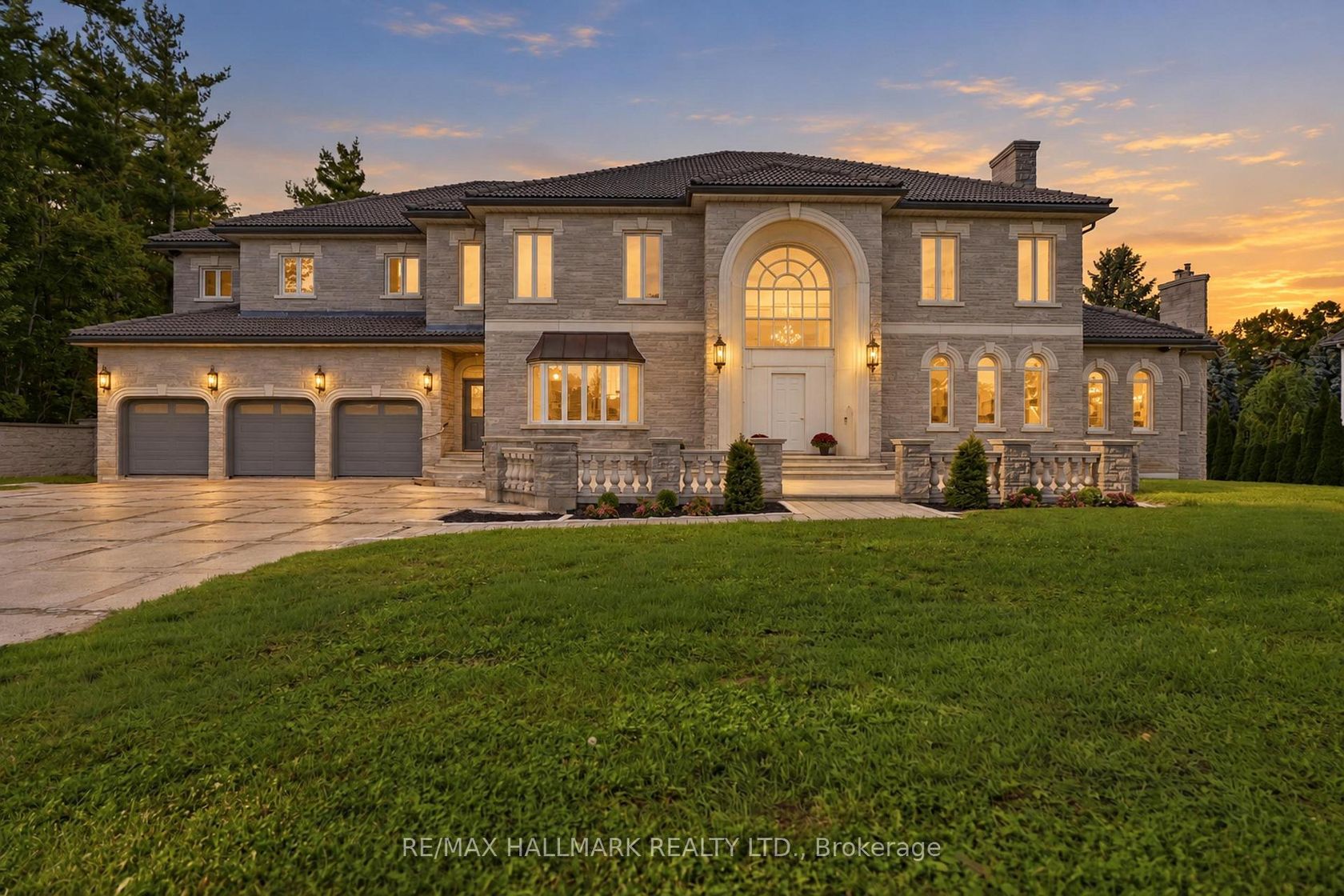 290 Tollendal Mill Road, South Shore, Barrie photo number 2