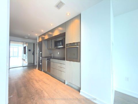 Photo 8 at 2711 - 10 York Street, Waterfront Communities C1, Toronto