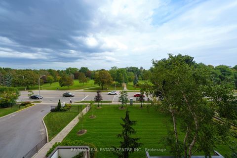 Photo 1 at 314 - 362 The East Mall Drive, City Centre West, Toronto