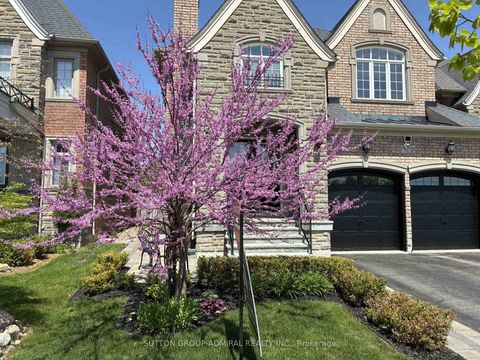 Photo 3 at 32 Nicort Road, King City, King