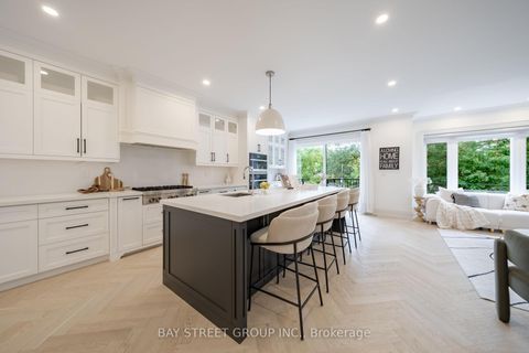 Photo 7 at 9 Gaylord Drive, Maryvale, Toronto