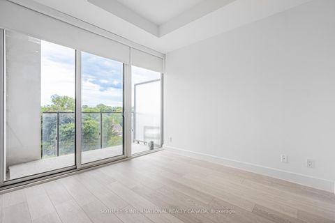 Photo 15 at 907 - 5 Soudan Avenue, Mount Pleasant West, Toronto