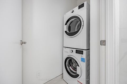 Photo 22 at 907 - 5 Soudan Avenue, Mount Pleasant West, Toronto