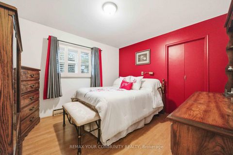 Photo 19 at 29 Medina Square, Keswick North, Georgina