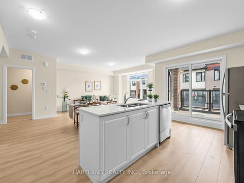 Photo 5 at 1310 - 1695 Dersan Street, Duffin Heights, Pickering