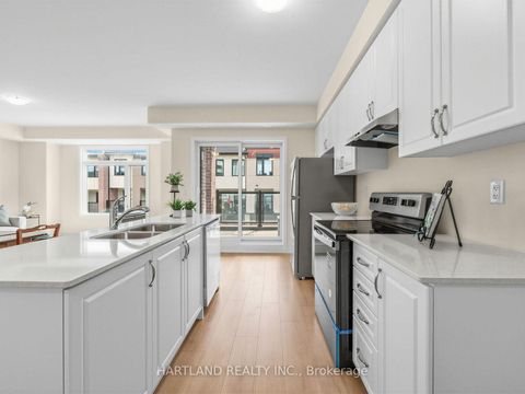 Photo 6 at 1310 - 1695 Dersan Street, Duffin Heights, Pickering
