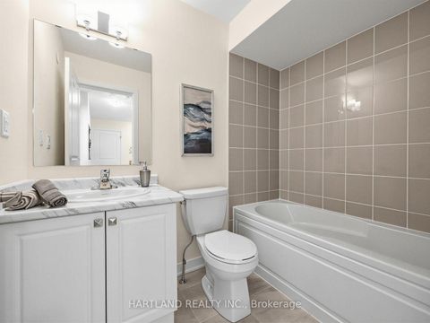Photo 13 at 1310 - 1695 Dersan Street, Duffin Heights, Pickering