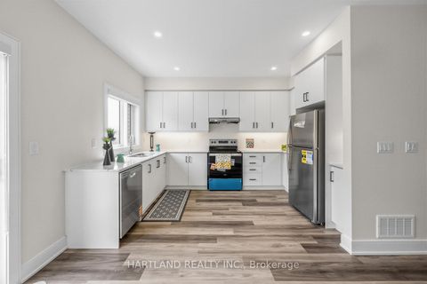 Photo 5 at 405 - 1695 Dersan Street, Duffin Heights, Pickering