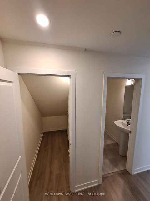 Photo 4 at 304 - 1695 Dersan Street, Duffin Heights, Pickering