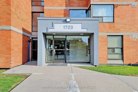 Photo 1 at 115 - 1703 Mccowan Road, Malvern West, Toronto