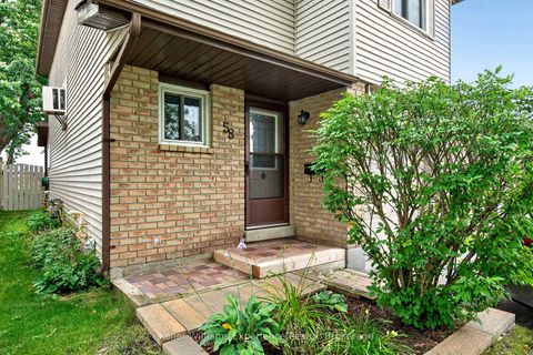 Photo 2 at 58 Maitland Drive, Grove East, Barrie