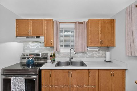Photo 8 at 58 Maitland Drive, Grove East, Barrie