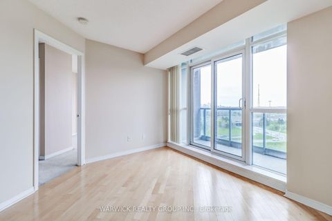 Photo 10 at 903 - 30 Harrison Garden Boulevard, Willowdale East, Toronto