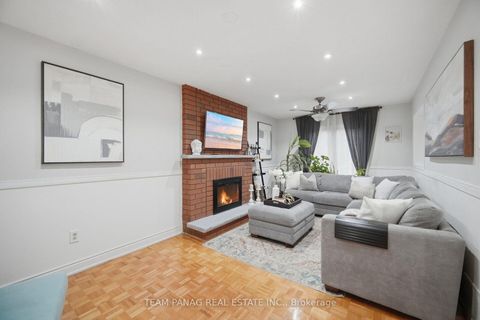 Photo 7 at 129 Bankview Circle, Clairville, Toronto