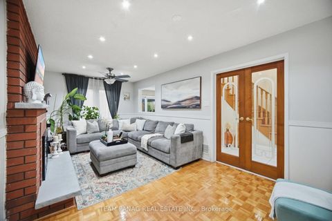 Photo 8 at 129 Bankview Circle, Clairville, Toronto