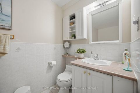 Photo 18 at 129 Bankview Circle, Clairville, Toronto