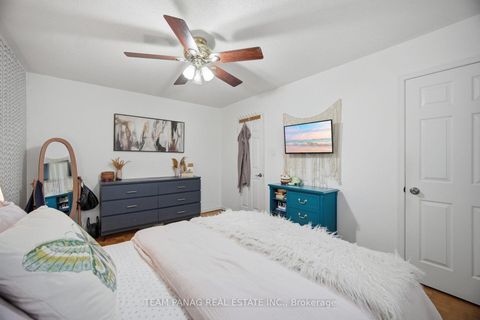 Photo 24 at 129 Bankview Circle, Clairville, Toronto