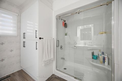 Photo 26 at 129 Bankview Circle, Clairville, Toronto