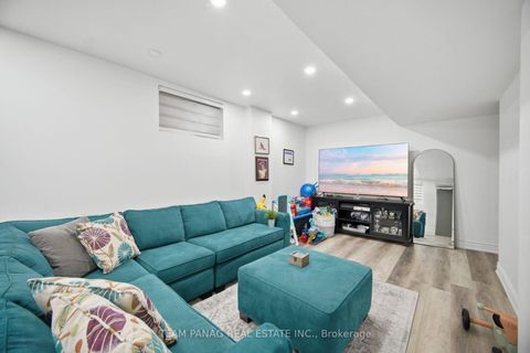 Photo 29 at 129 Bankview Circle, Clairville, Toronto
