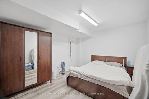 Photo 31 at 129 Bankview Circle, Clairville, Toronto