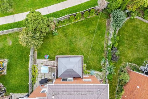 Photo 45 at 129 Bankview Circle, Clairville, Toronto
