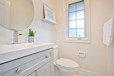 Photo 13 at 16 Venture Avenue, Rouge Woods, Richmond Hill
