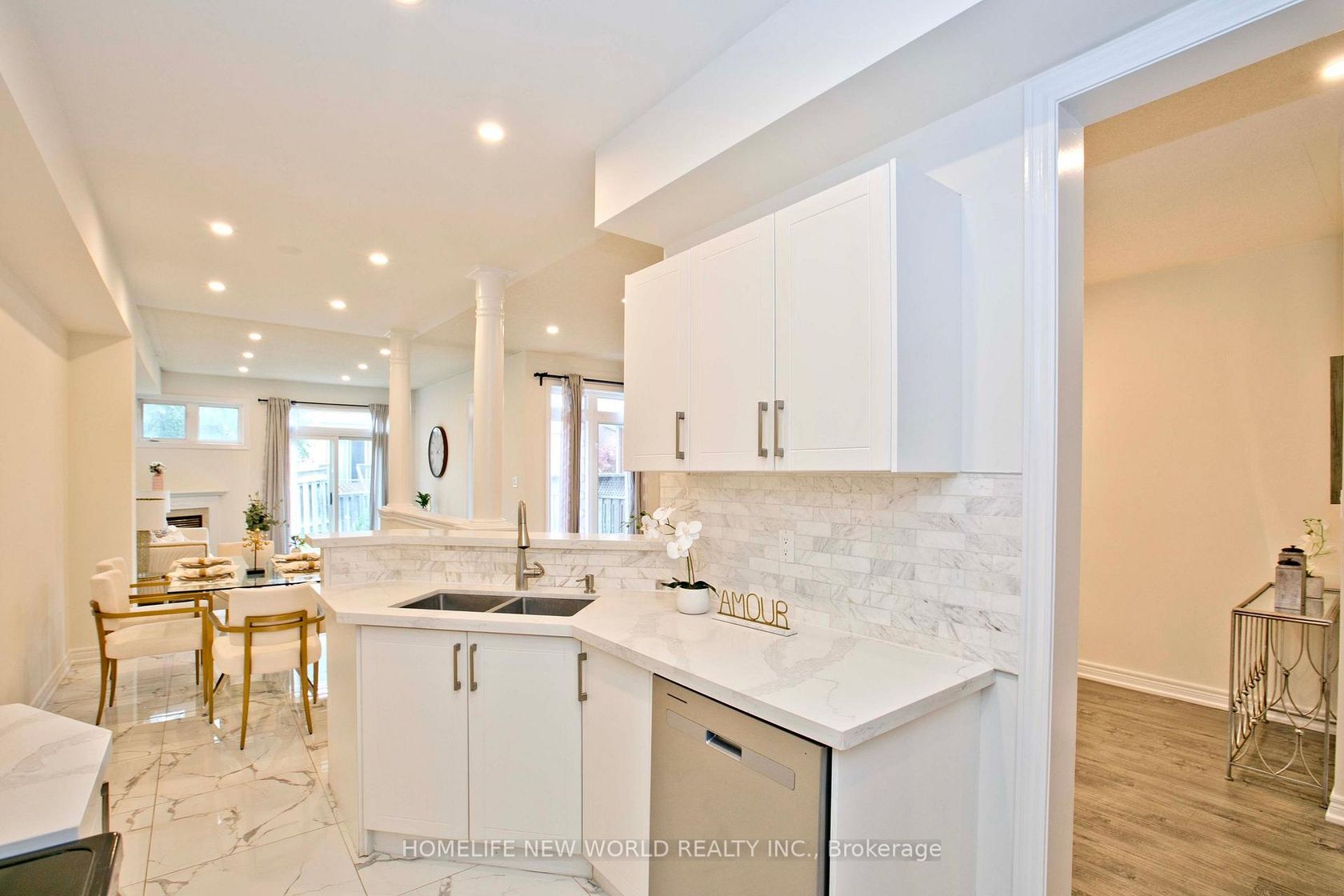 16 Venture Avenue, Rouge Woods, Richmond Hill photo 6