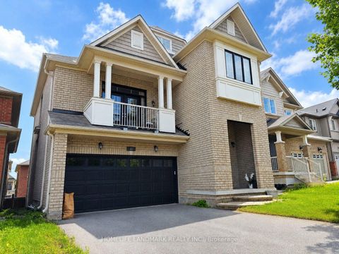 Photo 1 at 41 Mansard Drive, Jefferson, Richmond Hill