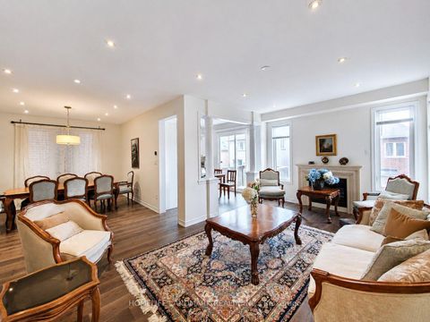 Photo 15 at 41 Mansard Drive, Jefferson, Richmond Hill