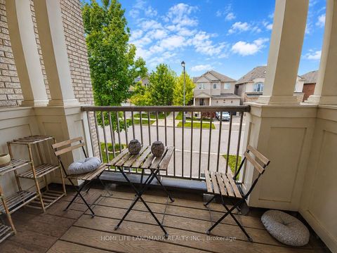 Photo 24 at 41 Mansard Drive, Jefferson, Richmond Hill