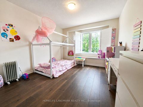 Photo 25 at 41 Mansard Drive, Jefferson, Richmond Hill