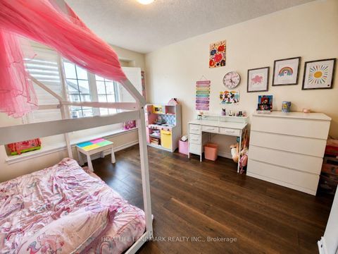 Photo 26 at 41 Mansard Drive, Jefferson, Richmond Hill