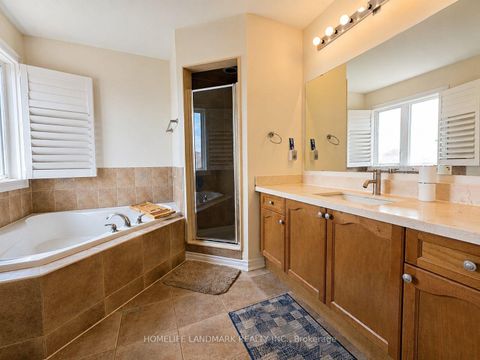 Photo 33 at 41 Mansard Drive, Jefferson, Richmond Hill