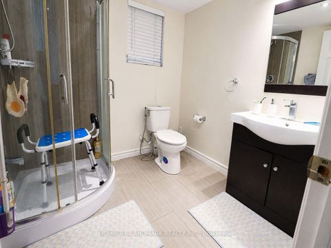 Photo 37 at 41 Mansard Drive, Jefferson, Richmond Hill