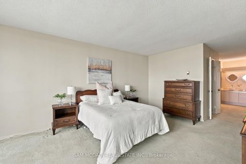Photo 15 at 2009 - 2000 Islington Avenue, The Westway, Toronto