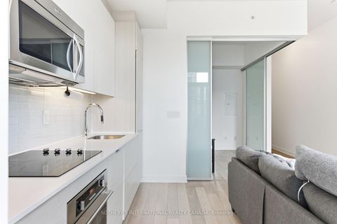 Photo 14 at 1913 - 210 Simcoe Street, Chinatown, Toronto
