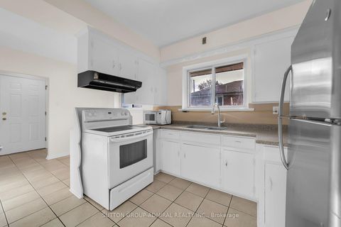 Photo 10 at 58 Rochman Boulevard E, Woburn, Toronto