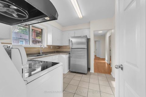 Photo 11 at 58 Rochman Boulevard E, Woburn, Toronto