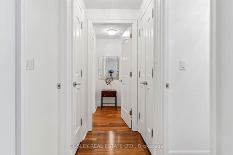 Photo 16 at 4501 - 16 Harbour Street, Waterfront Communities C1, Toronto
