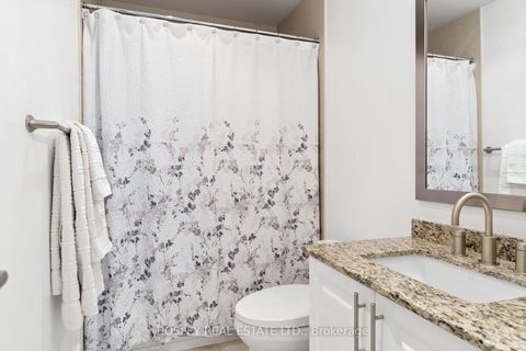 Photo 17 at 4501 - 16 Harbour Street, Waterfront Communities C1, Toronto