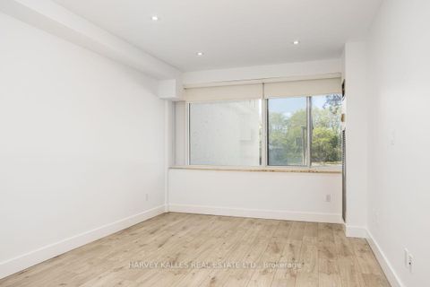 Photo 4 at 110 - 3000 Bathurst Street, Lawrence, Toronto