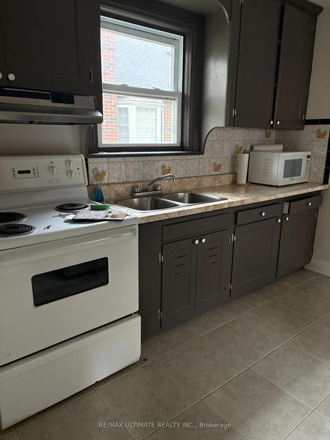 Photo 3 at 56 Glenhaven Street, Greenbrook, Toronto