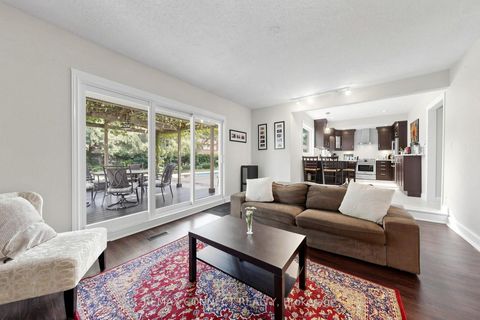 Photo 9 at 15 Satchell Boulevard, Centennial Scarborough, Toronto