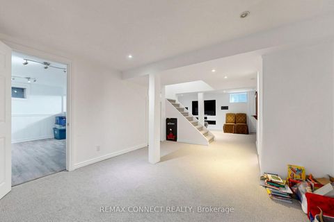 Photo 25 at 15 Satchell Boulevard, Centennial Scarborough, Toronto