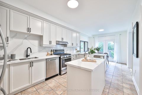 Photo 12 at 502 Apple Blossom Drive, Patterson, Vaughan