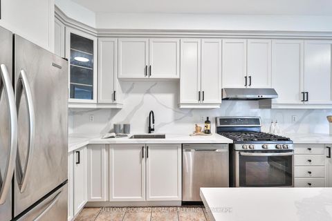 Photo 14 at 502 Apple Blossom Drive, Patterson, Vaughan