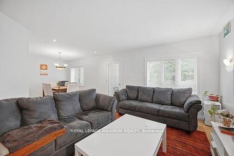 Photo 4 at 96 Wallasey Avenue, Pelmo Park W5, Toronto