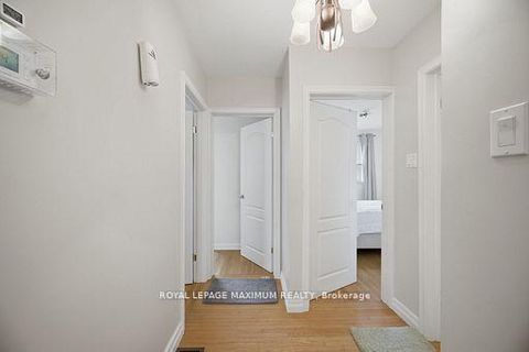 Photo 9 at 96 Wallasey Avenue, Pelmo Park W5, Toronto