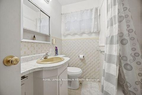 Photo 14 at 96 Wallasey Avenue, Pelmo Park W5, Toronto