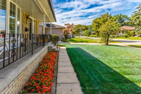 Photo 3 at 83 Carsbrooke Road, Etobicoke West Mall, Toronto